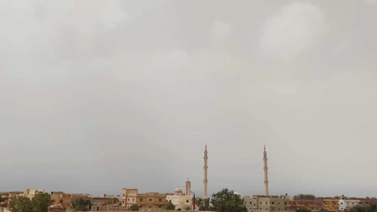 تحذير الأرصاد.. تفاصيل درجات الحرارة وفرص نشاط الرياح المثيرة للأتربة اليوم الاثنين
